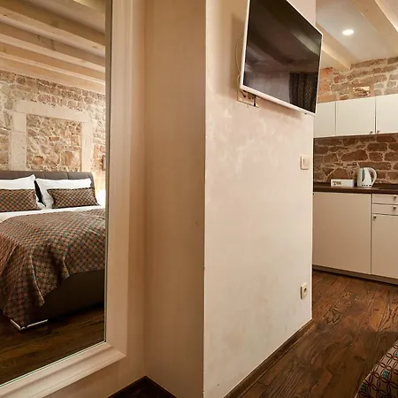 Rustic Apartments Sv Frane In The Old Town Šibenik Exterior foto