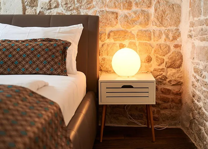 Rustic Apartments Sv Frane In The Old Town