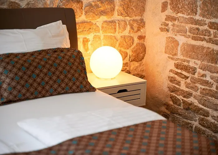 Rustic Apartments Sv Frane In The Old Town