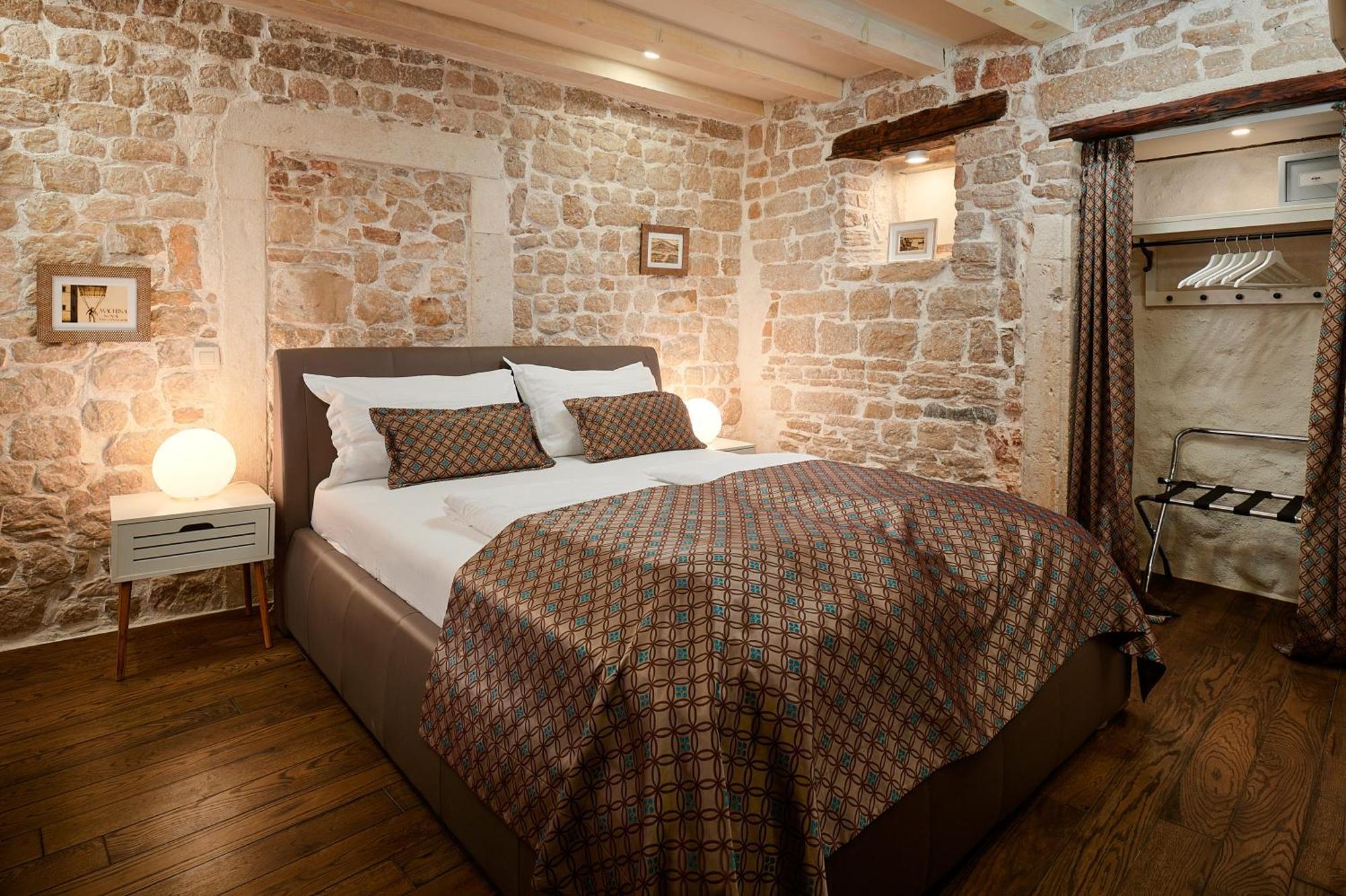Rustic Sv Frane In The Old Town Apartment Šibenik