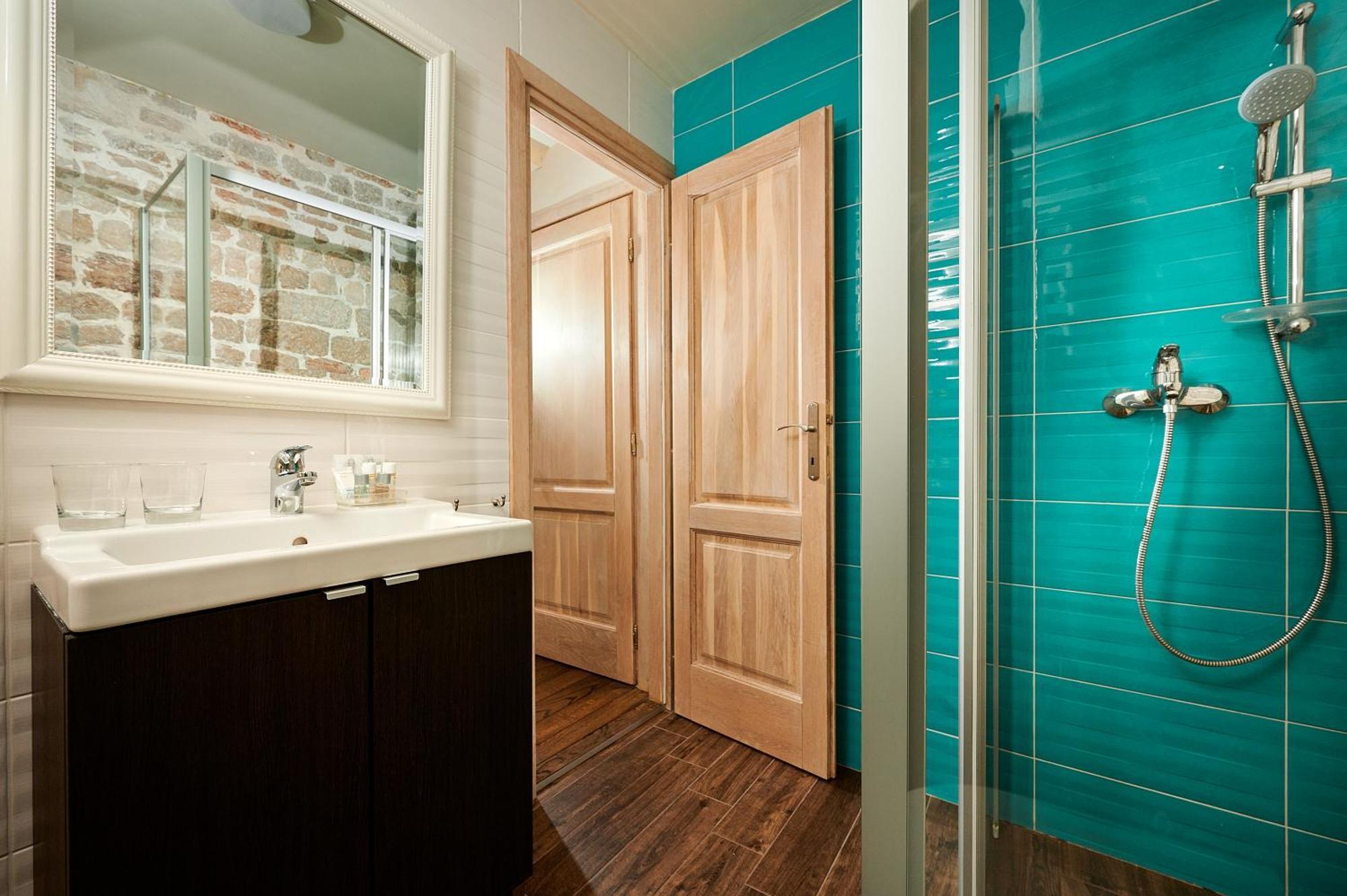 Rustic Sv Frane In The Old Town Apartment *