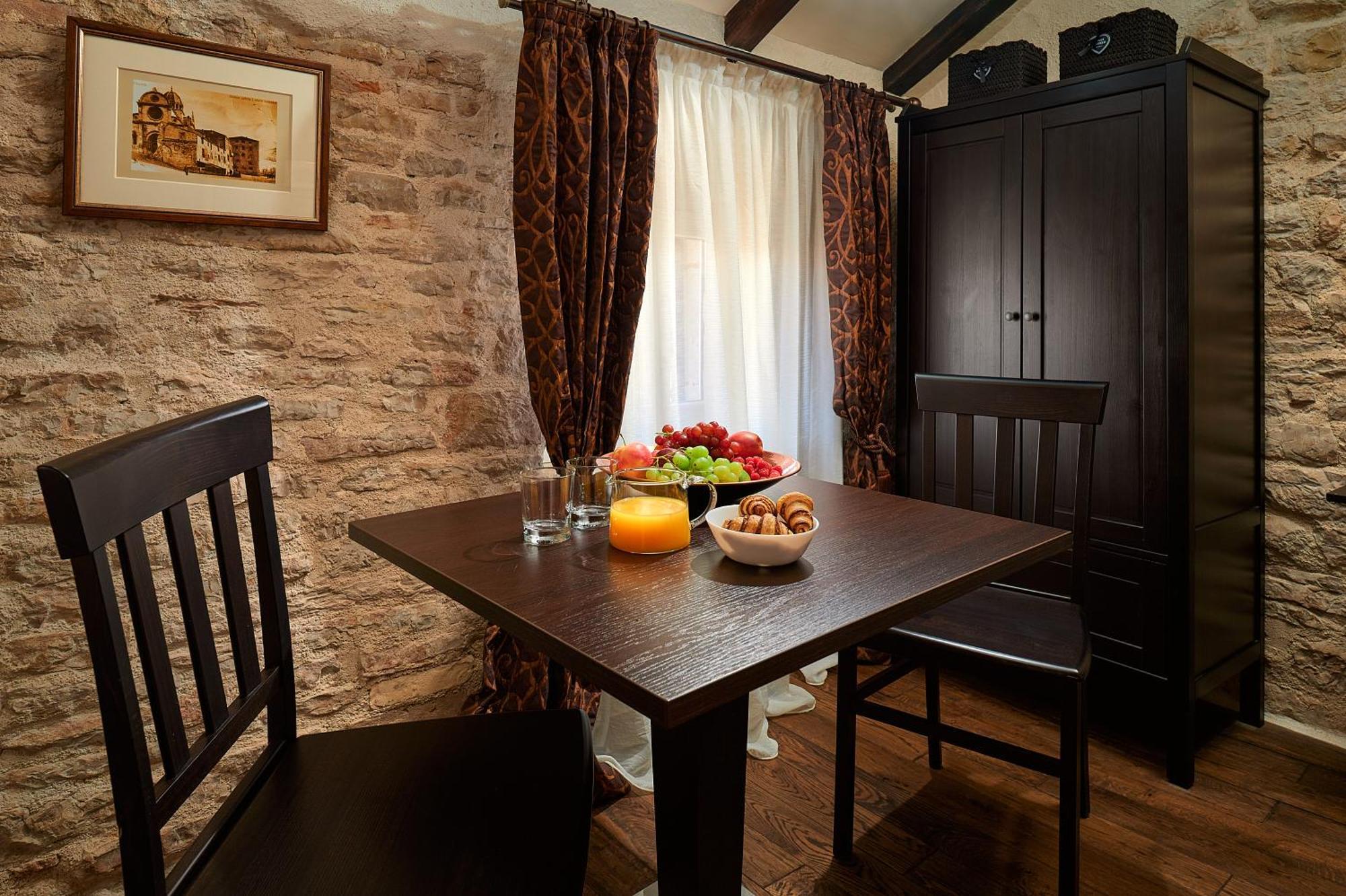 Rustic Sv Frane In The Old Town * Šibenik