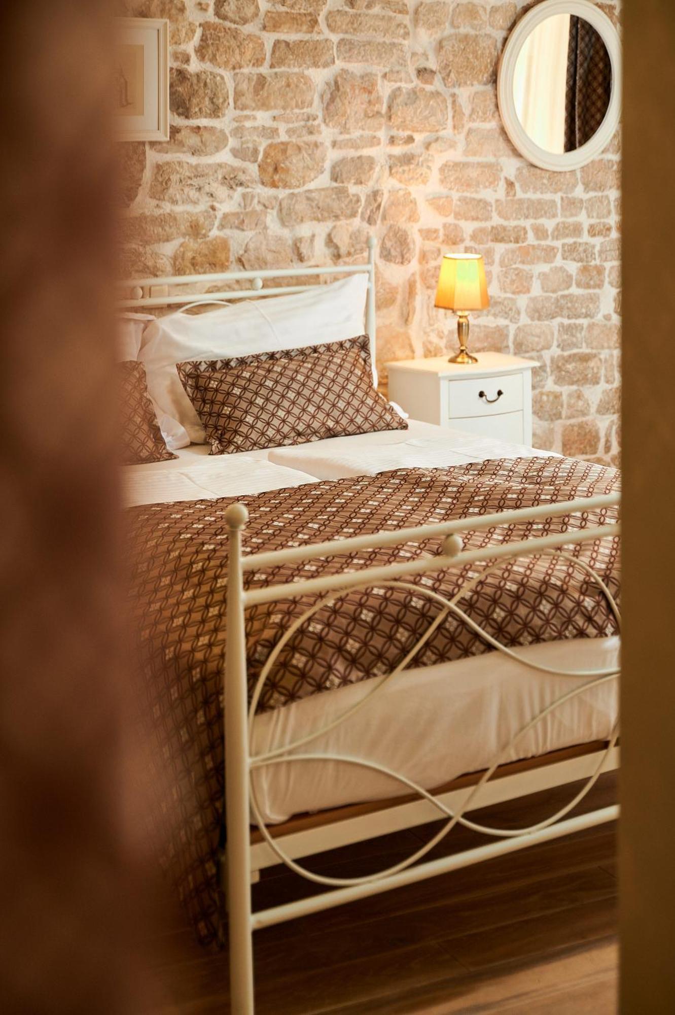 Apartment Rustic Sv Frane In The Old Town Šibenik