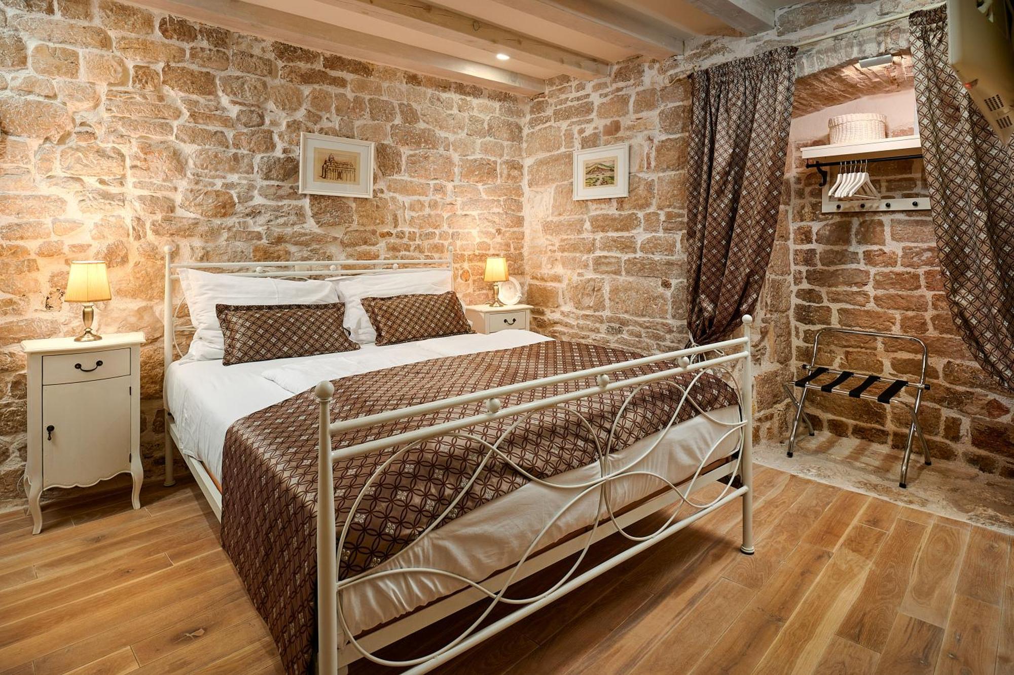 Apartment Rustic Sv Frane In The Old Town *